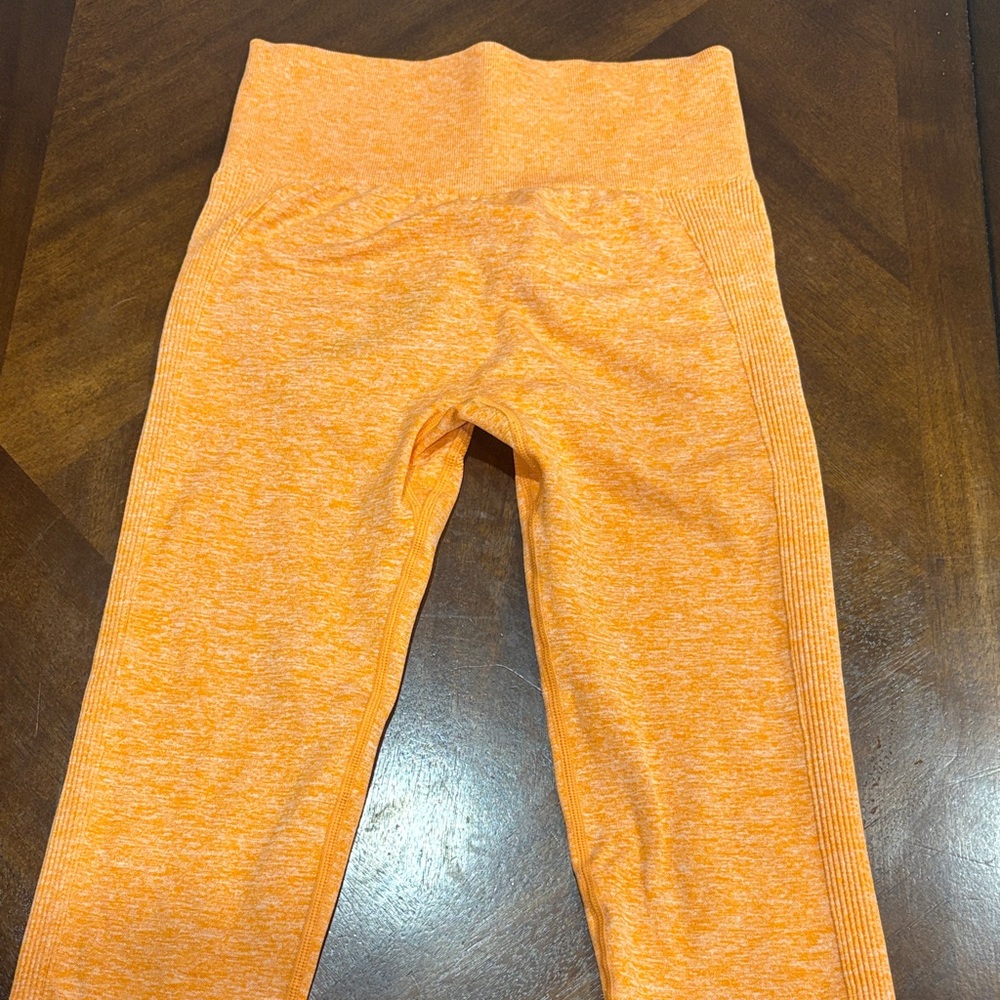 Orange Leggings ( Stretchy and thight )